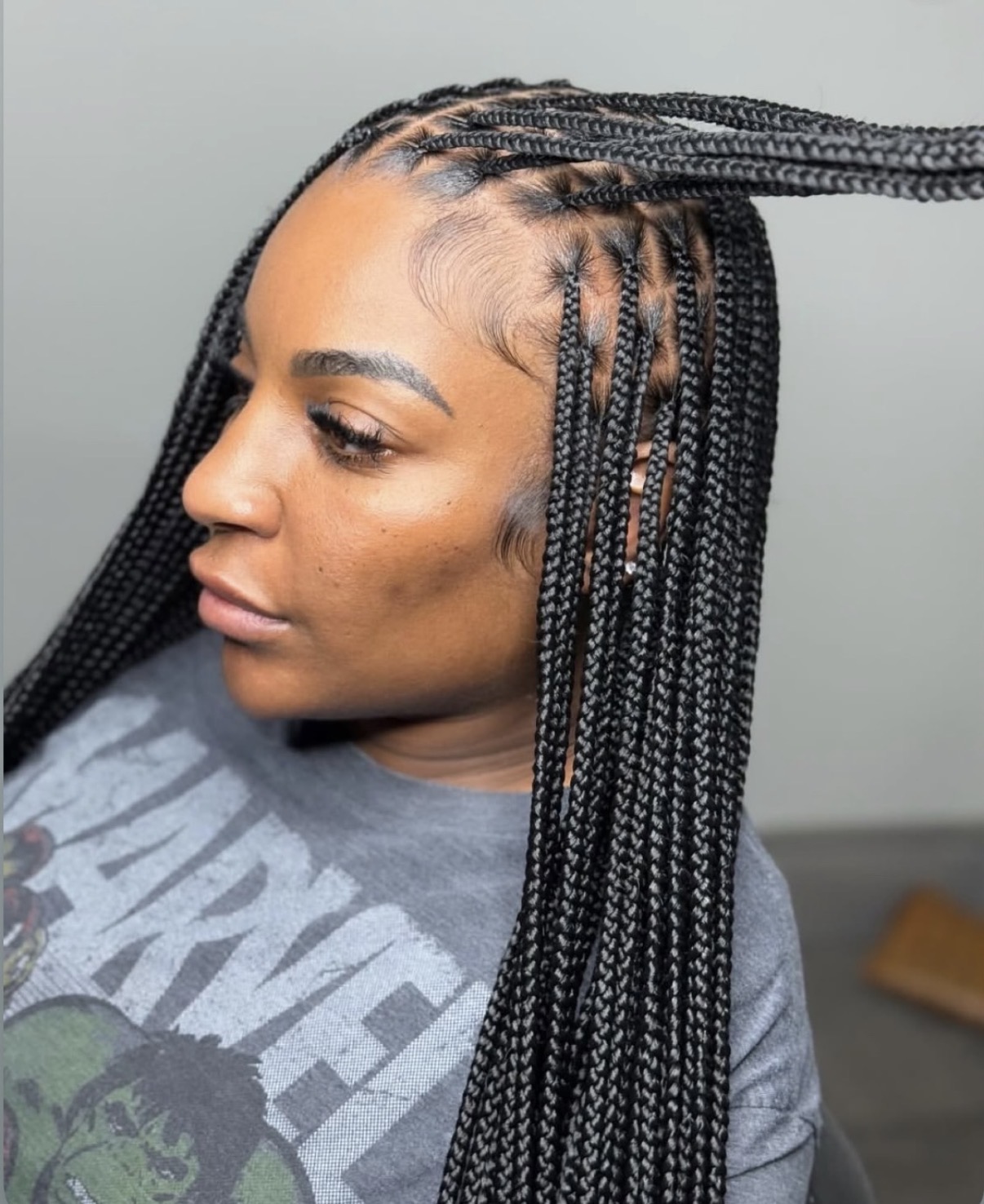 Medium Knotless Braids